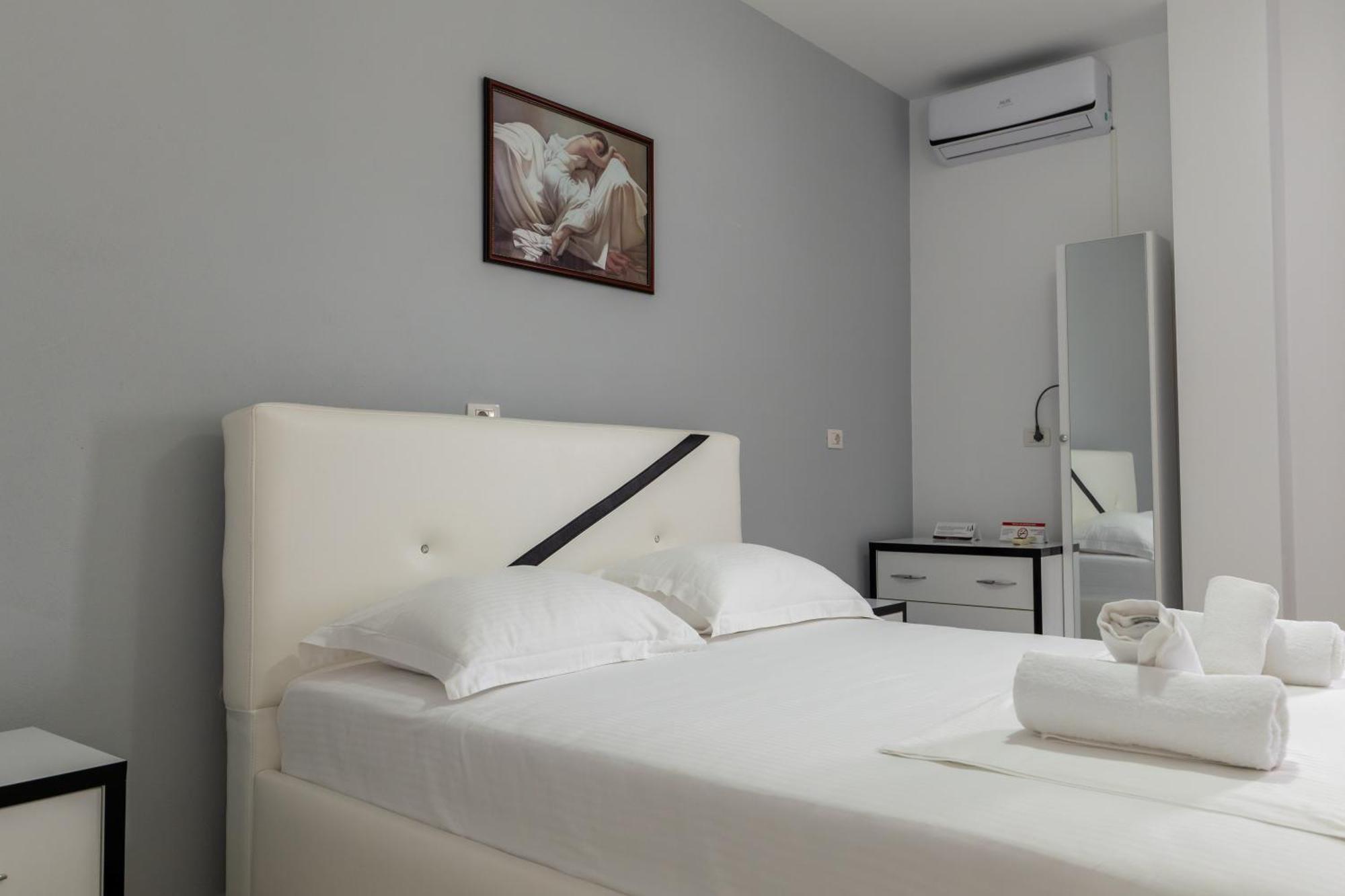 Hotel Artur2 卡萨米尔 外观 照片