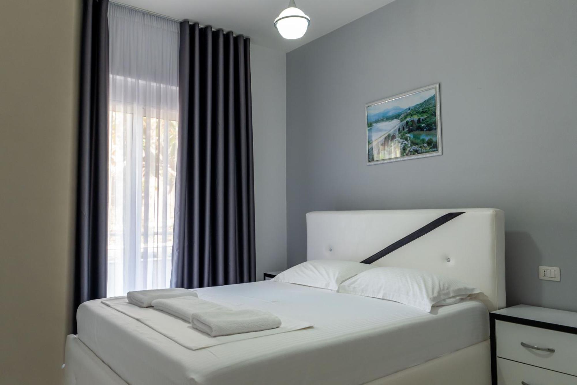 Hotel Artur2 卡萨米尔 外观 照片