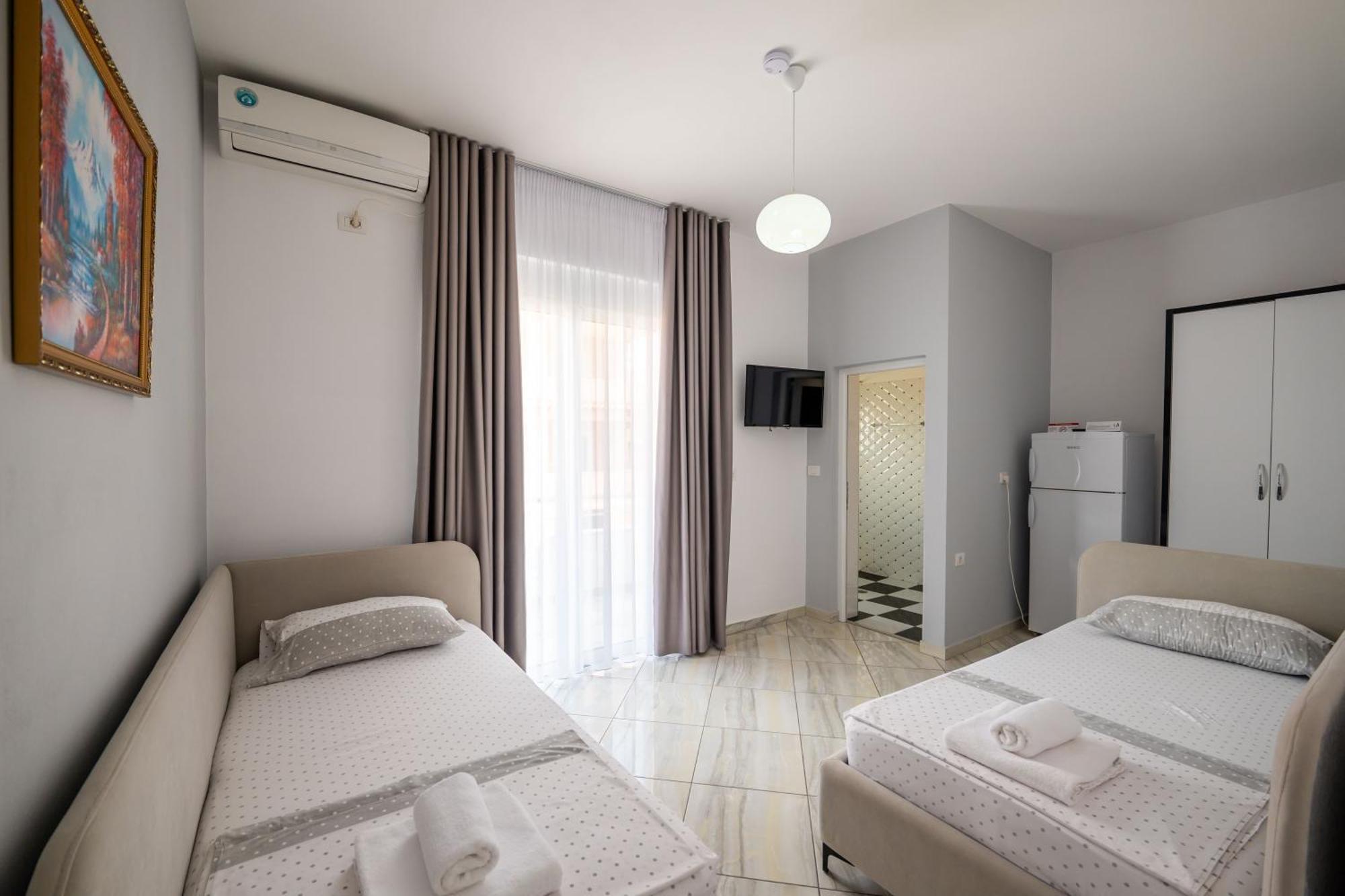 Hotel Artur2 卡萨米尔 外观 照片
