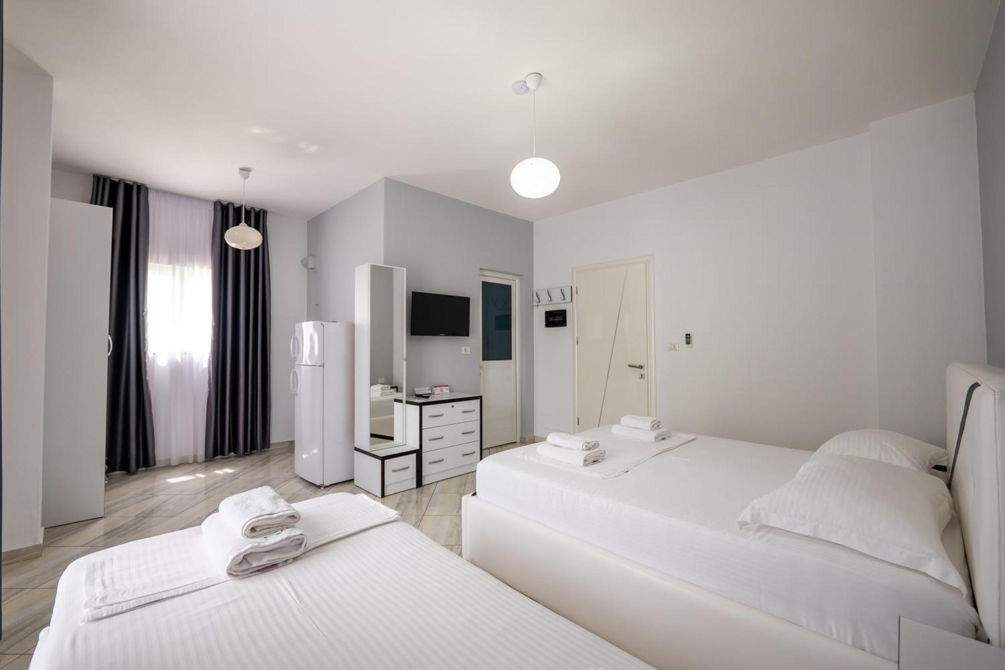 Hotel Artur2 卡萨米尔 外观 照片