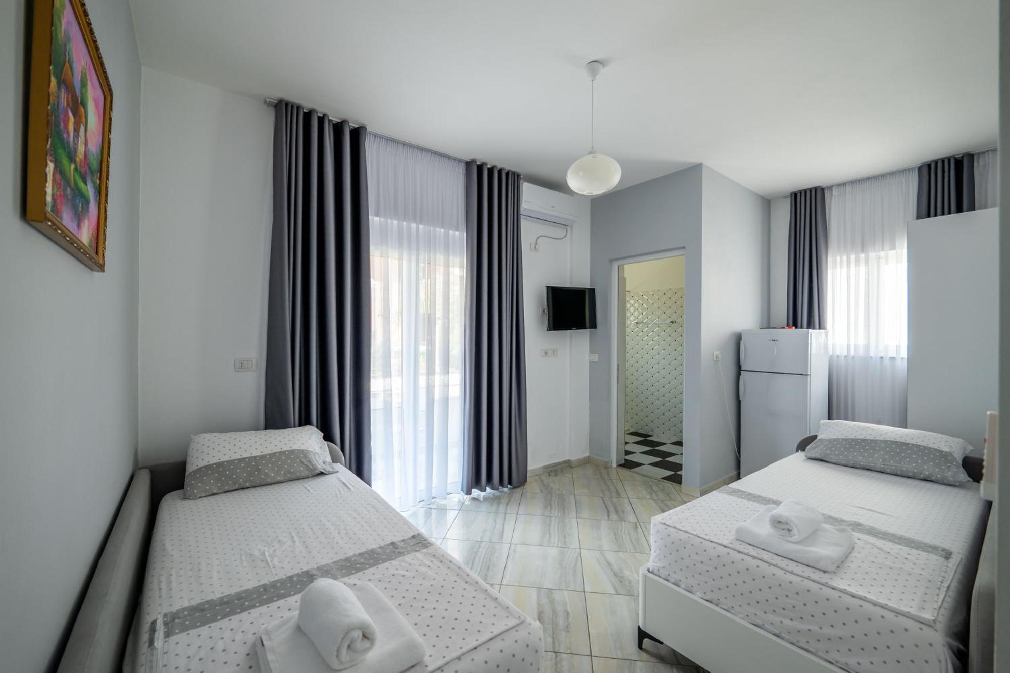 Hotel Artur2 卡萨米尔 外观 照片